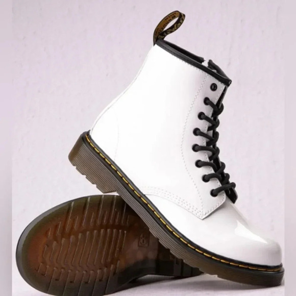 Kids Dr. Martens 1460 8-Eye Patent Boot - Picture 1 of 10